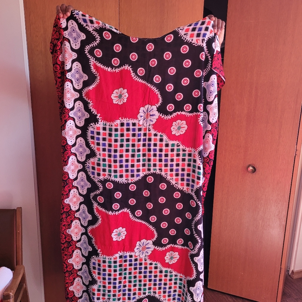 Dresses - Picture 8 of 10